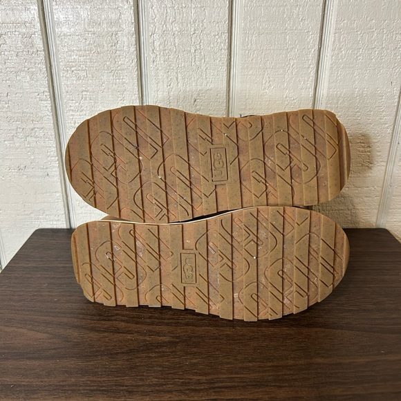 UGG Marin Cow Print Platform Booties, size 6. - Picture 8 of 8